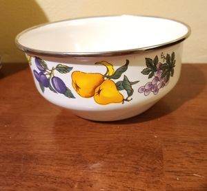 Vintage Enamelsed Steel Essence Mixing Bowl